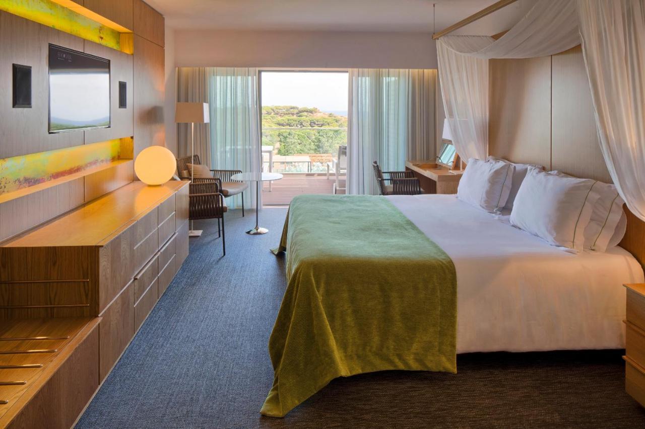 Epic Sana Algarve Hotel Албуфейра Номер фото A room at the hotel